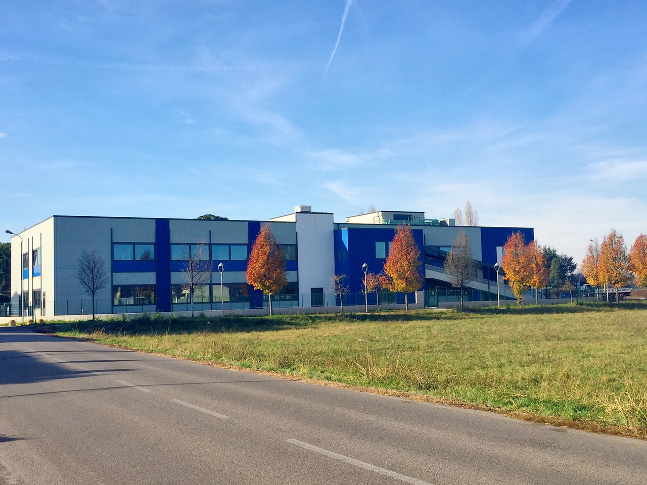 Area per la costruzione di CAPANNONI INDUSTRIALI - COMMERCIALI - VAREDO